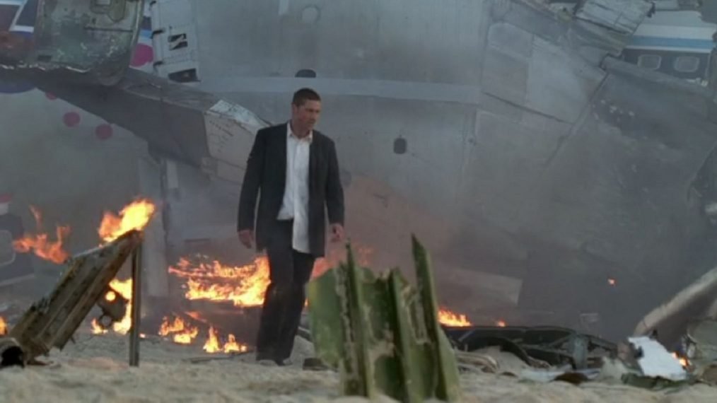 if you've never seen LOST, do yourself a favor and watch the opening of the pilot. after 20 years it's just as intense and brutal as ever. an exhilarating, dizzying 8 mins of rushing through a plane crash from the POV of a doctor. love or hate the show, but this sequence holds up