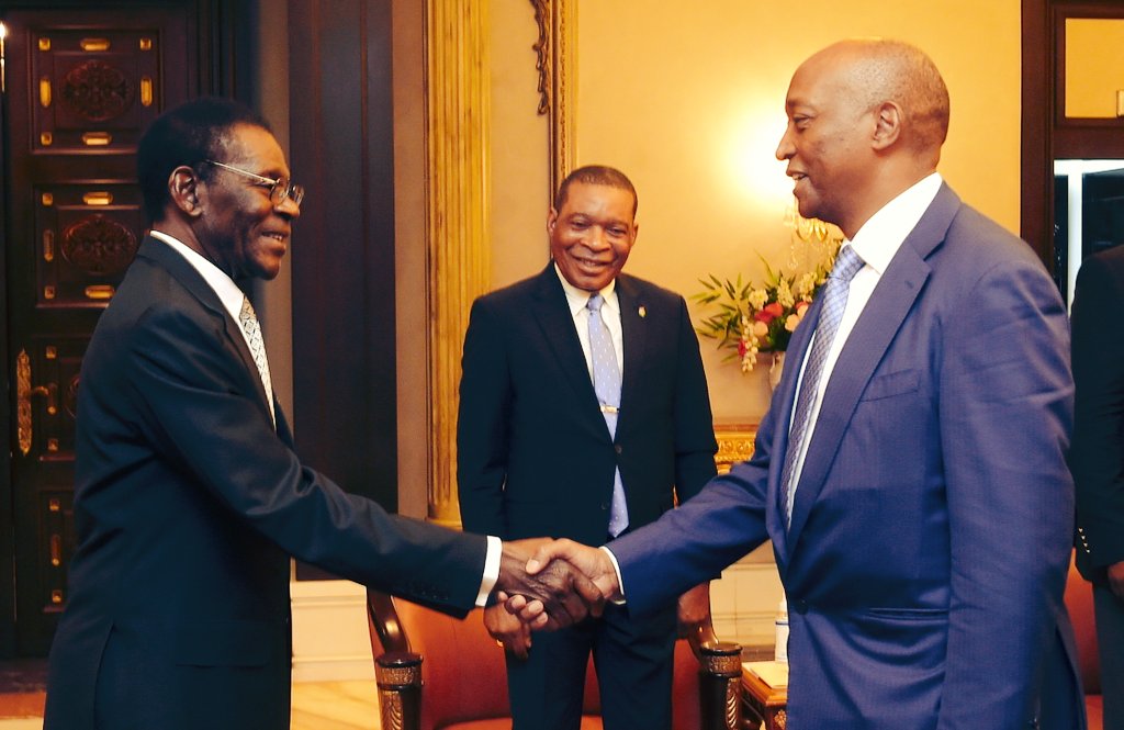 Hoy he recibido al pte. de la Confederación Africana de Fútbol #CAF, Patrice Motsepe, para abordar entre otros temas, la temática del fútbol africano, el fútbol base de #G.E. y la intención de albergar la proxima CAN-2028 o 2030 en nuestro país.