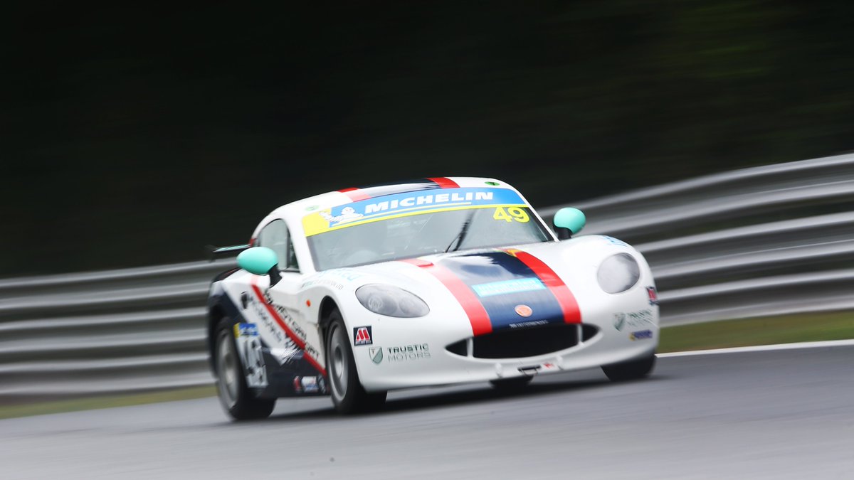 Wishing @mauricehenry49 - #Ginetta Jr race winner with us in 2022 - a very Happy Birthday. 🎁🎉🎂

📸 @JakobEbrey