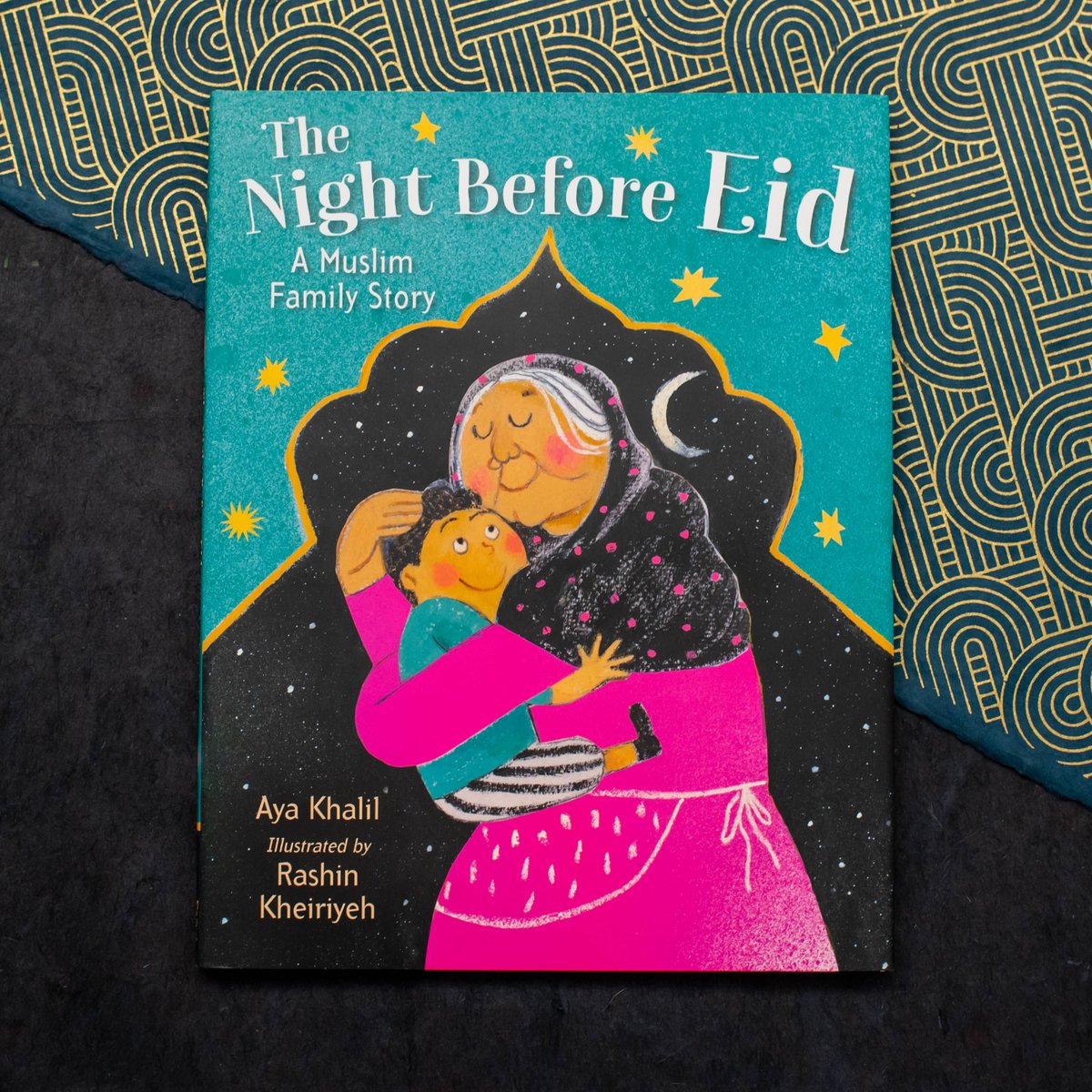 Eid is tomorrow! It’s finally time to make special sweet treats and Zain is going to make Teita’s famous ka’ak. Celebrate the end of Ramadan with this luminous Muslim family story about faith, history, and delicious foods. (Plus there’s a ka’ak recipe included!) @ayawrites