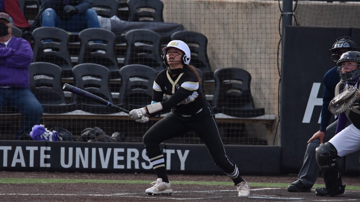 Alexis Dial of Emporia State is having a monster season in D2 as one of the best in the country. The senior former all state SIK player out of Shawnee Heights is hitting .436 with 28 extra base hits, including eight home runs. Hornets are 26-17 on the season. #sportsinkansas