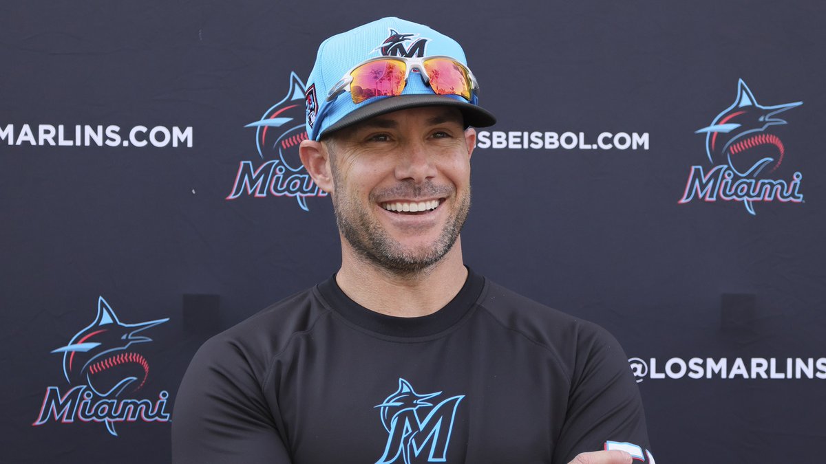 Marlins manager Skip Schumaker is expected to explore other options after this season, the Miami Herald reports. miamiherald.com/sports/mlb/mia…