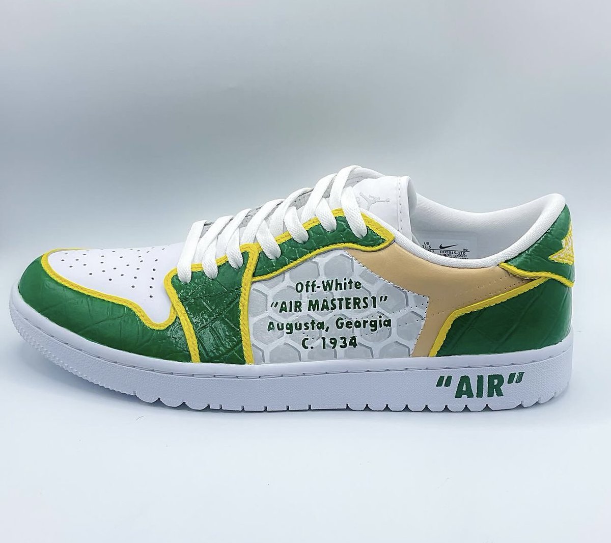 ⛳👟 Tee off in style! Custom Air Jordan 1 Low with a PGA Masters twist and Off-White vibes. Green and yellow colorways, golf dimple accents.

🎨 Soels Curated by: @sam_johnson888

#AirJordan1 #SneakerHead #SneakerArt #CustomKicks #StreetwearStyle #PGA #KOTD #Hypebeast #Sneakers