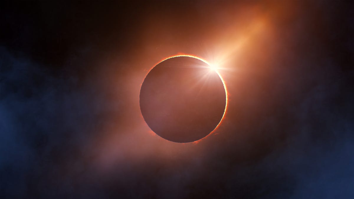 Only In Florida: Shooting Suspect Blames God and the Solar Eclipse dlvr.it/T5H0wy