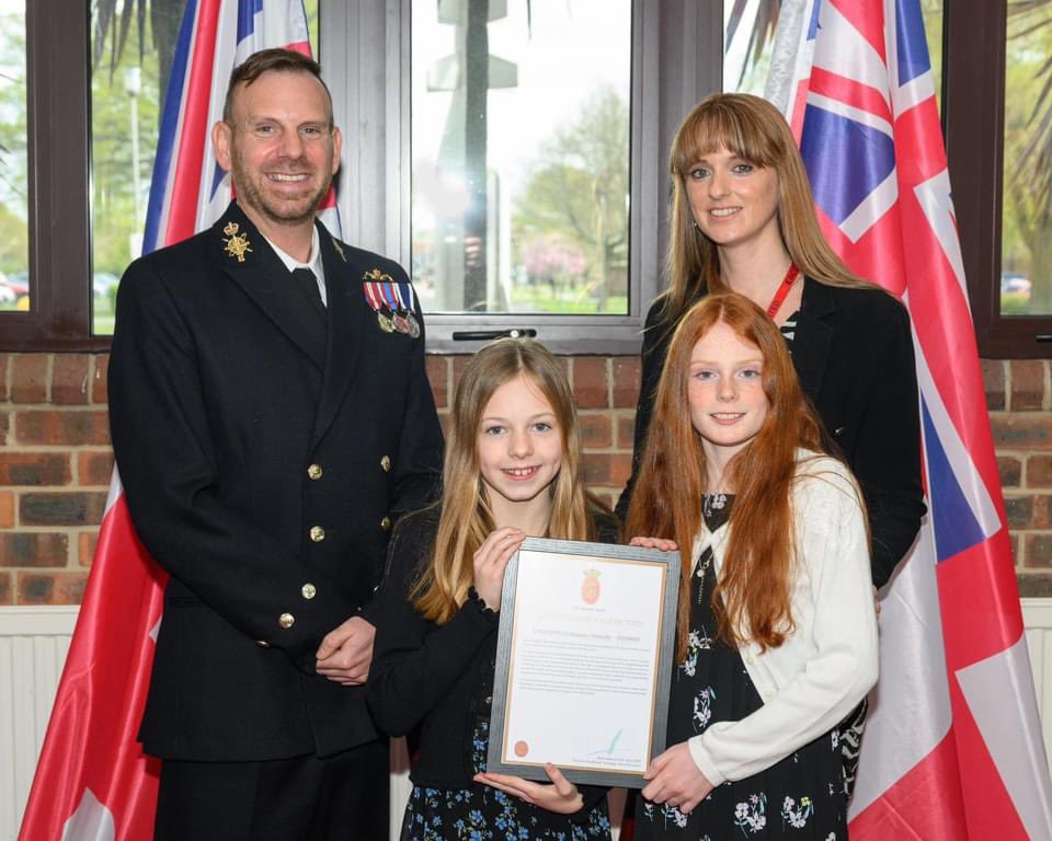HMS_Collingwood's tweet image. Congratulations to CPO(WE)(S) Ben Donnelly on receiving his well deserved Valedictory Certificate, marking the end of his 22-year journey in the #RoyalNavy. 

As he starts a new chapter, we wish him all the success and fulfillment in his future endeavors. #EndOfanEra  #FairWinds