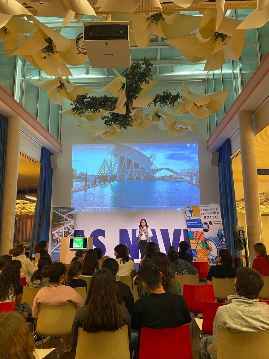 🔙 <a href="/kvirrueta/">Karina Virrueta</a>, Head of Innovation Ecosystem en Startup Valencia, participó como mentora en el Bootcamp Tecnológico Technovation Girls CV de Pascuas 2024

Durante la jornada, organizada por <a href="/technovation/">Technovation</a> en @LasNaves, estudiantes de entre 8 y 18 años pudieron descubrir sus