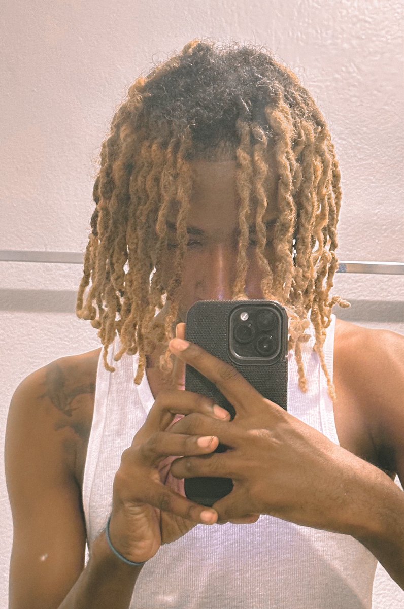 stfupluto's tweet image. 