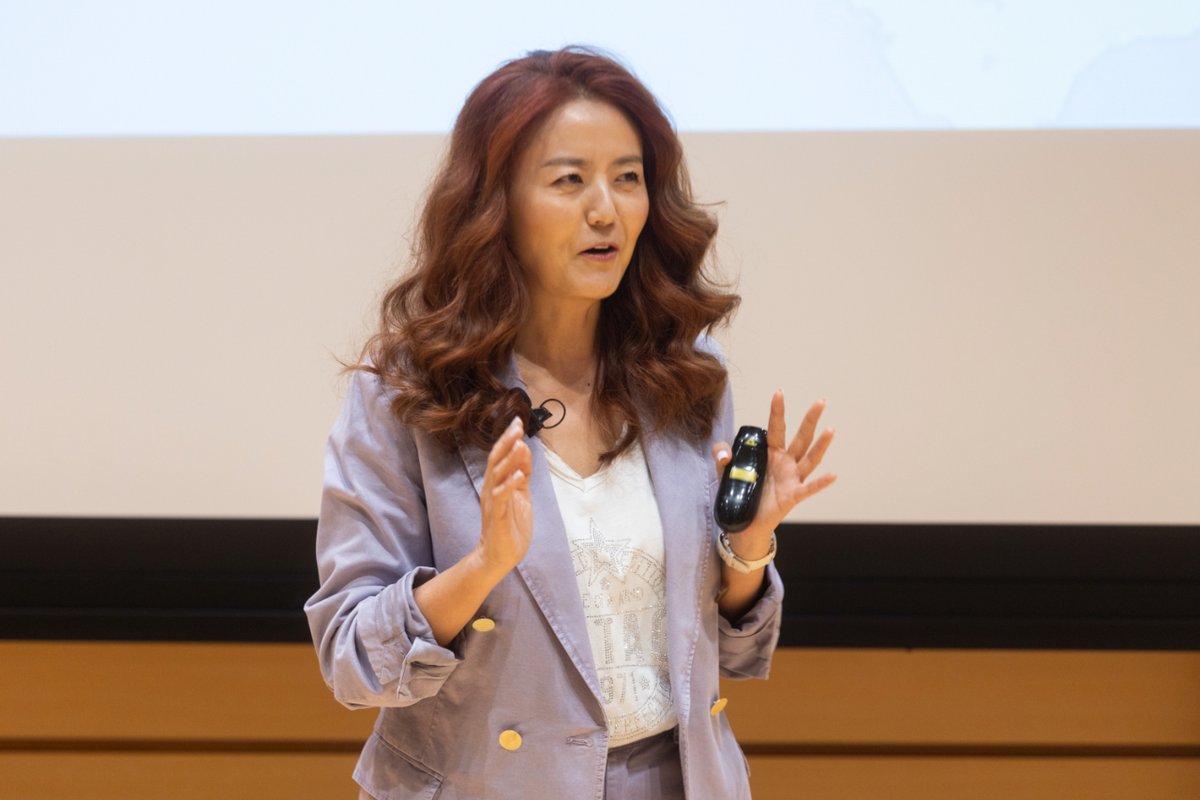 Mina Sohn (@minaminita) is CEO and founder of Koala company which is dedicated to strengthen ties between Spain and South Korea.🤝 ➡She visited us for a WISE Seminar and her talk was entitled ‘Power of Listening to Your Inner Voice'.  Thank you for visiting!👏