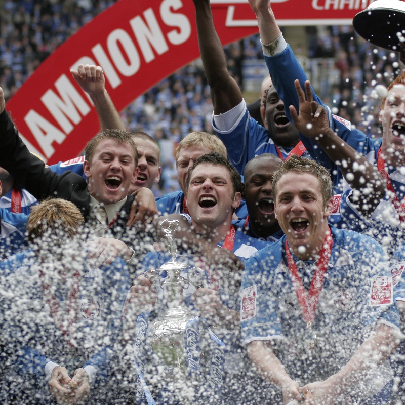 Reading FC tweet media