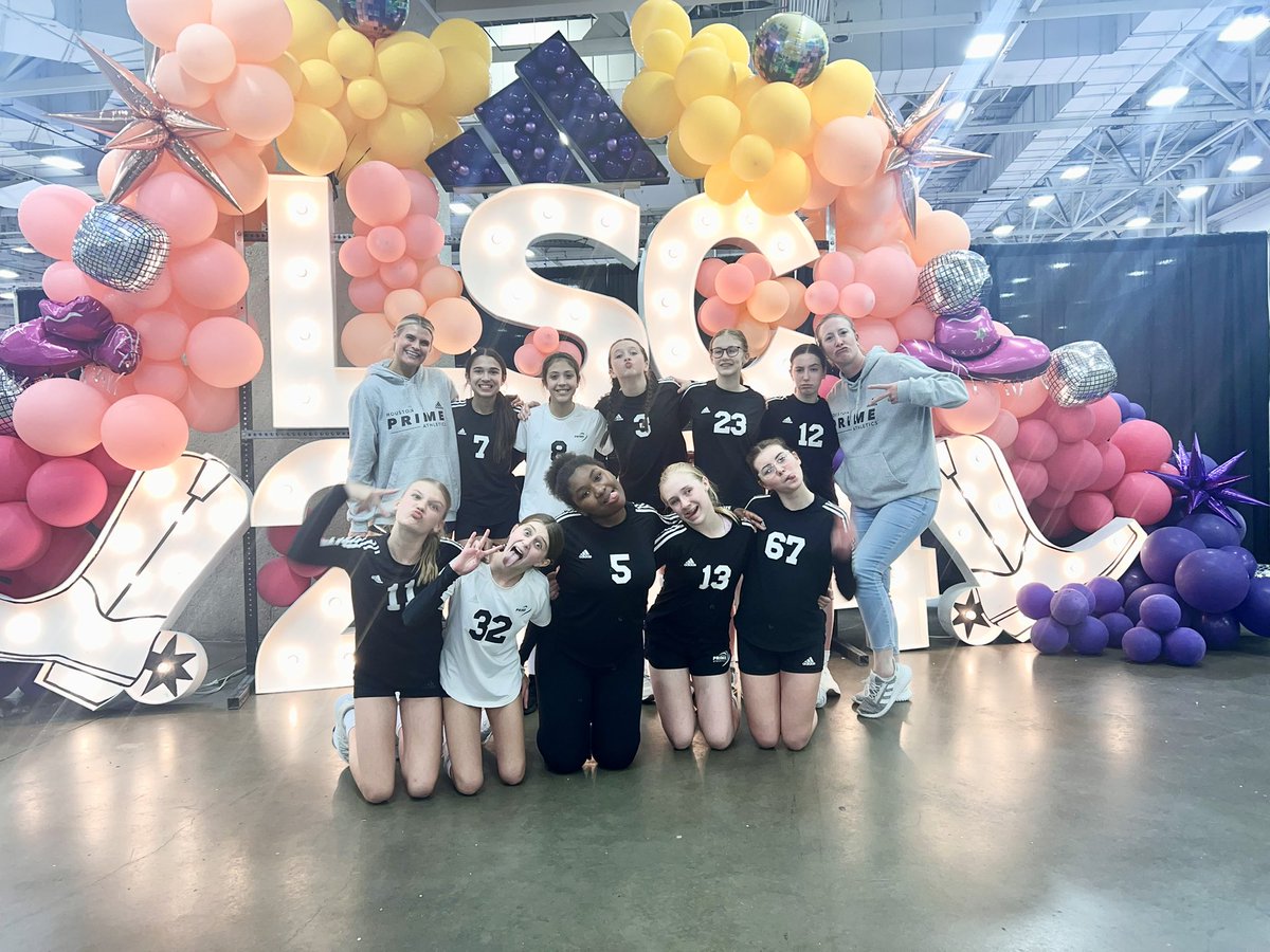 Armani and her team had a great time at the Adidas Lone Star Volleyball Tournament in Dallas, Texas. This group of ladies played hard and also used this opportunity to bond. Oh and we got to witness the total solar eclipse. This was a beautiful experience!