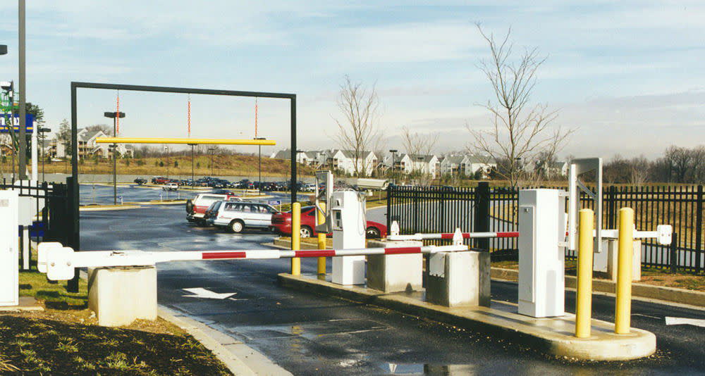 Traffic control means more than parking lot income. Delta Scientific is ready to help you protect your business with the high-security TT212 Beam Barricade. Ideal for large or high-traffic entrances, such as those found in a..(bit.ly/3pfsmWF) #barricade #security