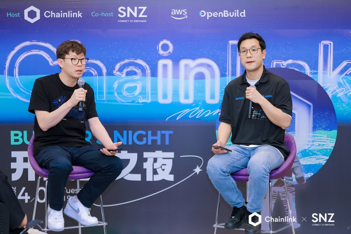 ChainlinkCN's tweet photo. 📍晚间，Chainlink与SNZ携手举办Builder’s Night开发者之夜🌃，现场Chainlink开发者关系负责人Akersh Srivastava携团队与SNZ、AWS及Openbuild的行业专家一起与大家进行了深入交流。✨ https://t.co/7AGAmazfIi