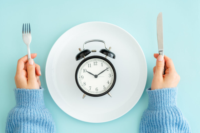 jrslay's tweet photo. What and when you eat impacts your health. Dietitian-nutritionist Leslie Cornett explains when to eat. #WeAreBCBST https://t.co/xzzviCV4pv https://t.co/6nYIF54wtw