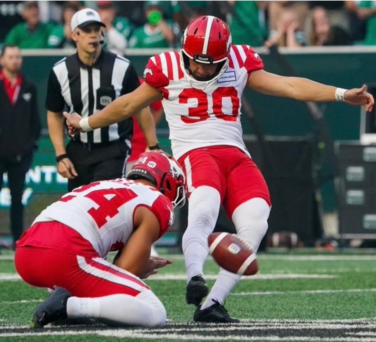 Calgary Stampeders 13-year veteran kicker Rene Paredes, who will be 39 on May 15, enters 2024 season as CFL’s oldest player, says 3Down Nation. Rene is a 5-time CFL all-star and 2-time Grey Cup champ. Winnipeg’s CFHOF punter Bob Cameron (1980-2002) was oldest CFL player at 48.