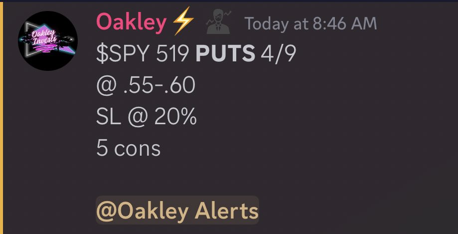 TheTradingChamp's tweet photo. The market is dumping &amp; our $SPY puts are up a casual 525%

525% in one play.. 🤝
@OakleyOptions what a call🏆 https://t.co/dllDN1e1fU