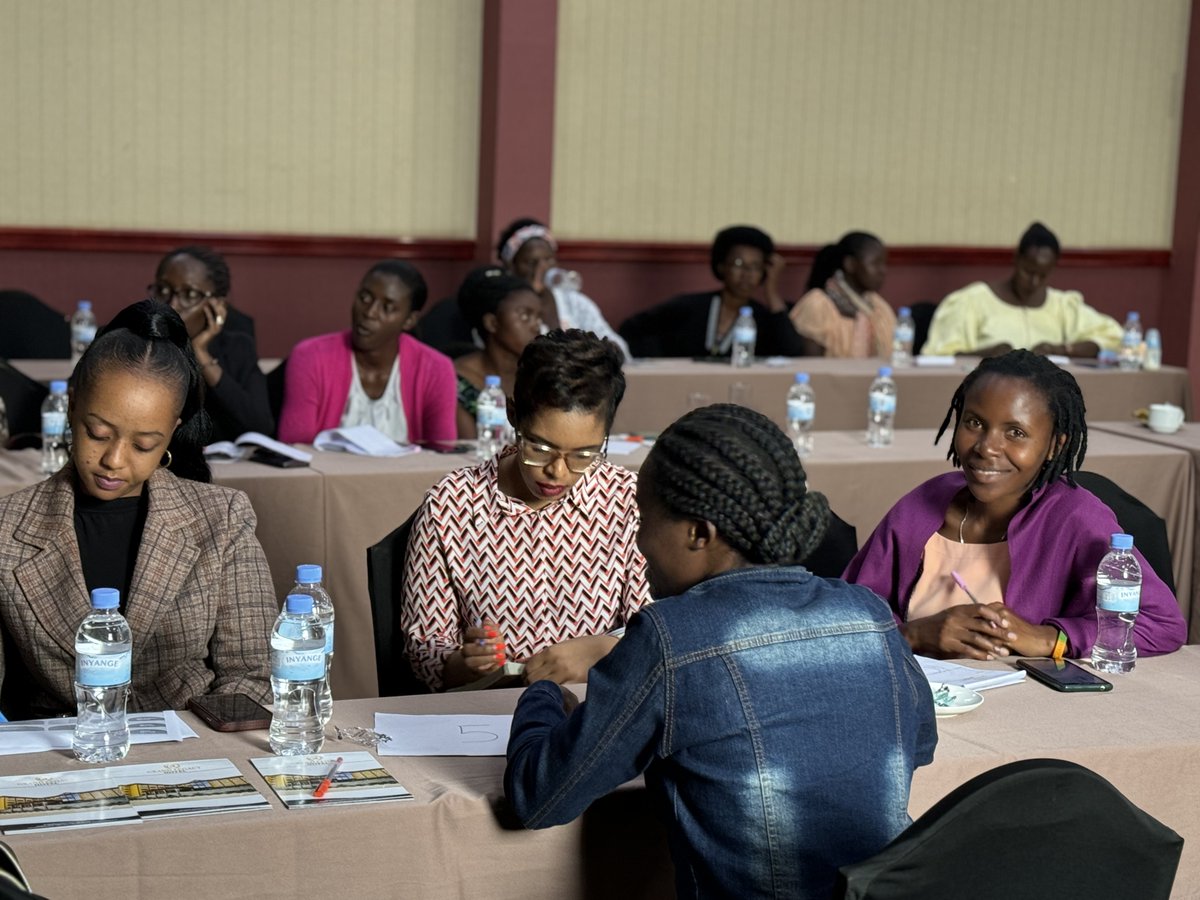 In Kigali, @ITCnews and SheTrades #Rwanda Hub (@PSF_Specialized) delivered a 3-day business soft skills & export-readiness workshop to 50 women. 🇷🇼 This was part of the @TradeMarkAfrica-led VIBE Programme, which is co-implemented by ITC #SheTrades in partnership