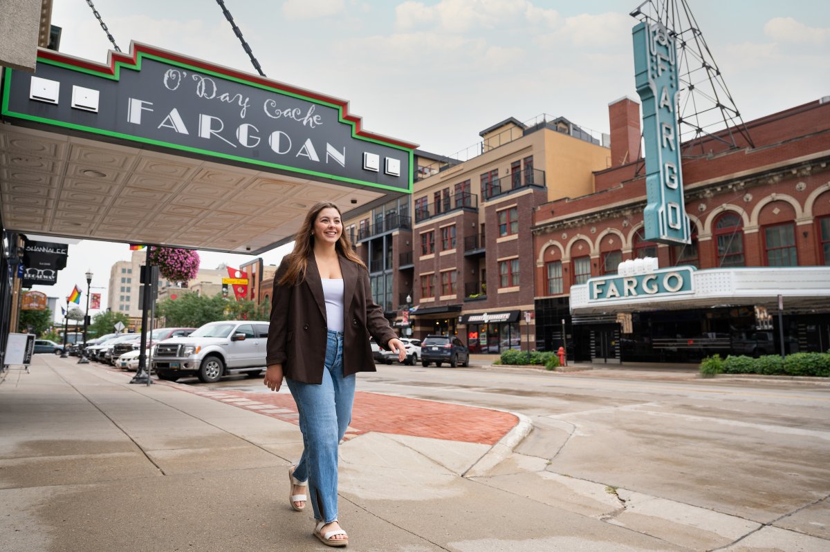 The city of Fargo celebrates everything from arts and culture to food and music. 🤘 “I love Fargo because there are so many opportunities to get out of your house and get involved,” says student body president Kaylee Weigel. Read more: t.ly/d7PFL #FargoMoorhead