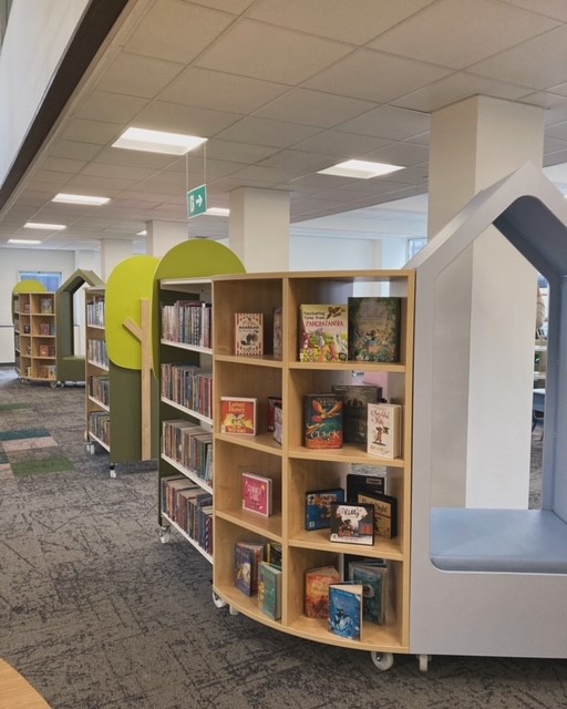 Luton Libraries (@lutonlibraries) on Twitter photo A sneaky peek at the changes happening to the Central Library!
#LoveLibraries
<a href="/ActiveLuton/">Active Luton</a> <a href="/lutoncouncil/">Luton Council</a> A sneaky peek at the changes happening to the Central Library!
#LoveLibraries
<a href="/ActiveLuton/">Active Luton</a> <a href="/lutoncouncil/">Luton Council</a>