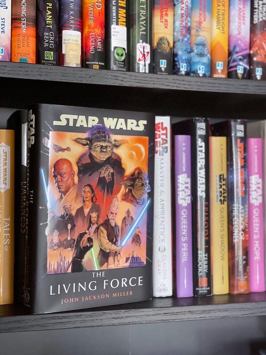 Happy book birthday to The Living Force by @jjmfaraway ✨ - 5⭐️ - A quintessential Star Wars read full of pure, comforting, and hilarious prequel goodness. I’ll never look at Yarael Poof the same way again. Full review up now in my Space Wizards Book Club newsletter✨