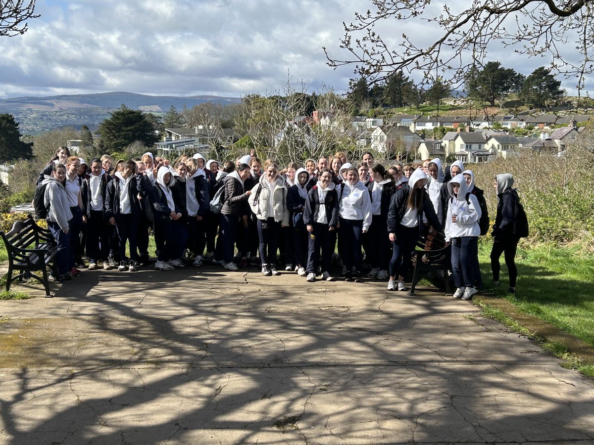 What beautiful weather for the TY Hike in Dalkey today!🌞🚶‍♀️😎