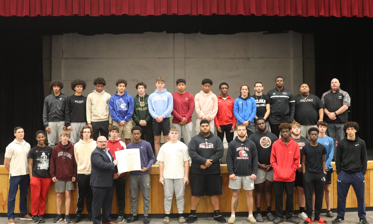 Thank you as always to Commissioner DeSilvio for stopping by Delsea yesterday to present a proclamation to a State Champion Boys Winter Track and Field team. We always appreciate the kind words and recognition for our teams!