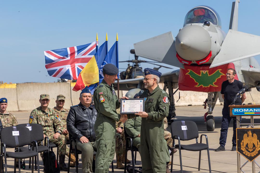 Six RAF Typhoons are ready to fly @NATO enhanced Air Policing missions out of a Romanian Air Base near Constanța. ✈️ In the Romania-hosted ceremony with international attendance, RAF 140 Expeditionary Air Wing received the mission ready certificate.