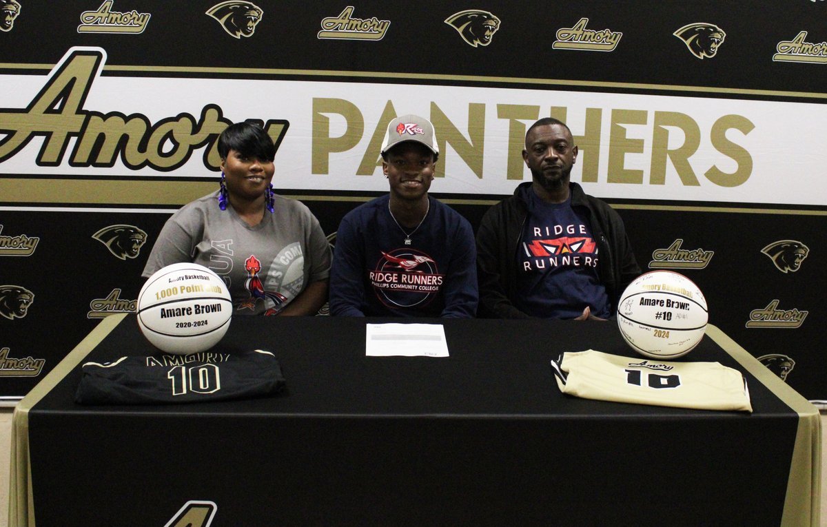 dblanchard21's tweet photo. Congratulations to Amory's Amare Brown on signing with Phillips Community College of Arkansas basketball! @CoachMcPccua @amoryhoops https://t.co/3riUiVOCML