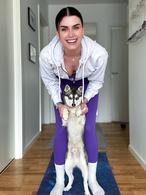 Look at me and my little son ?? https://t.co/Grwa0UPW3Z