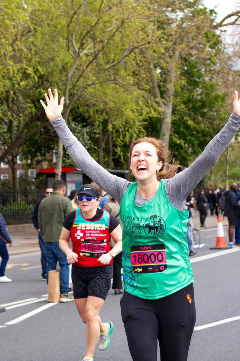 Congratulations to our wonderful students and staff running the London half marathon to raise money for LSHTM scholarships!🏃‍♀️ justgiving.com/fundraising/as…