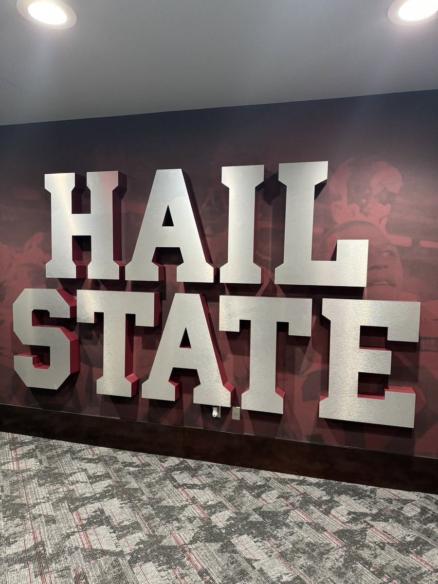 I want to thank the coaches, players and staff for a great visit. @HailStateFB | #HailState🐶 All the boxes got ☑️ off❗️ @niketaq @_Coach_O @DutchtownFB1 @washjwash @CoachRMcKim @HolecekYourself @Coach_Leb @On3Recruits @On3sports @RecruitGeorgia @Rivals @247Sports