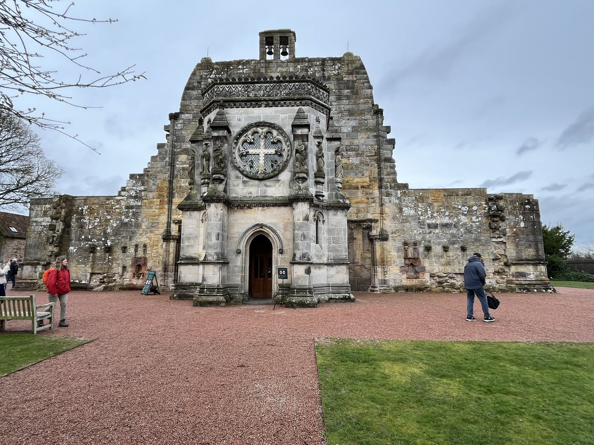 Our first visit to @Rosslynchapel today - interesting restoration history & fascinating storytelling through the many intricate carvings throughout. Recommend dropping in if you have an hour to spare; especially on a #dreich day 

#History #VisitScotland #ScottishTourism