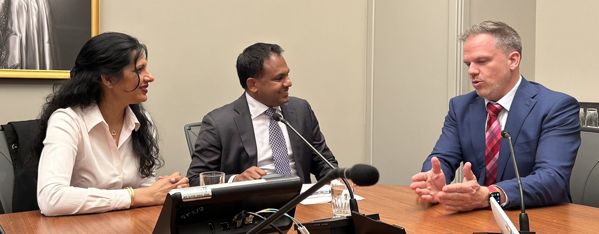RitaSuri27's tweet photo. @lglab_lhsc @markhollandlib @gary_srp @kidneycanada @SchulichMedDent @McGill_DOM @CIHR_IRSC Merci pour votre temps aujourd’hui @markhollandlib et @gary_srp pour discuter #reinaction #santérénale et #recherchemedicale #nephrolgie @reinquebec @CSNSCN @IRSC_CIHR @mcgillu @WesternU @kidneycanada #nephrology https://t.co/q2evDBv1BA