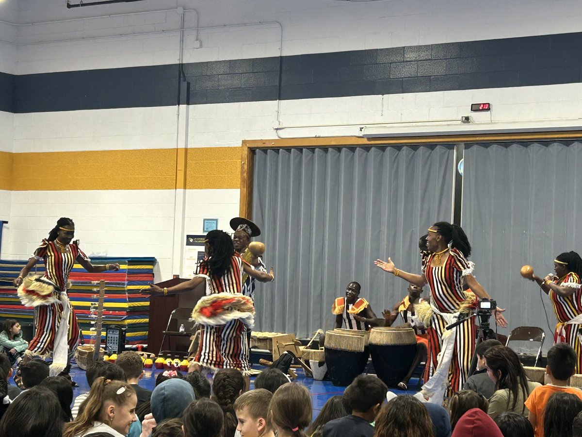 The Ndere African Dance Troupe from Uganda rocking the house this afternoon @D59JohnJay! Music, dancing, & learning about culture! #D59Learns