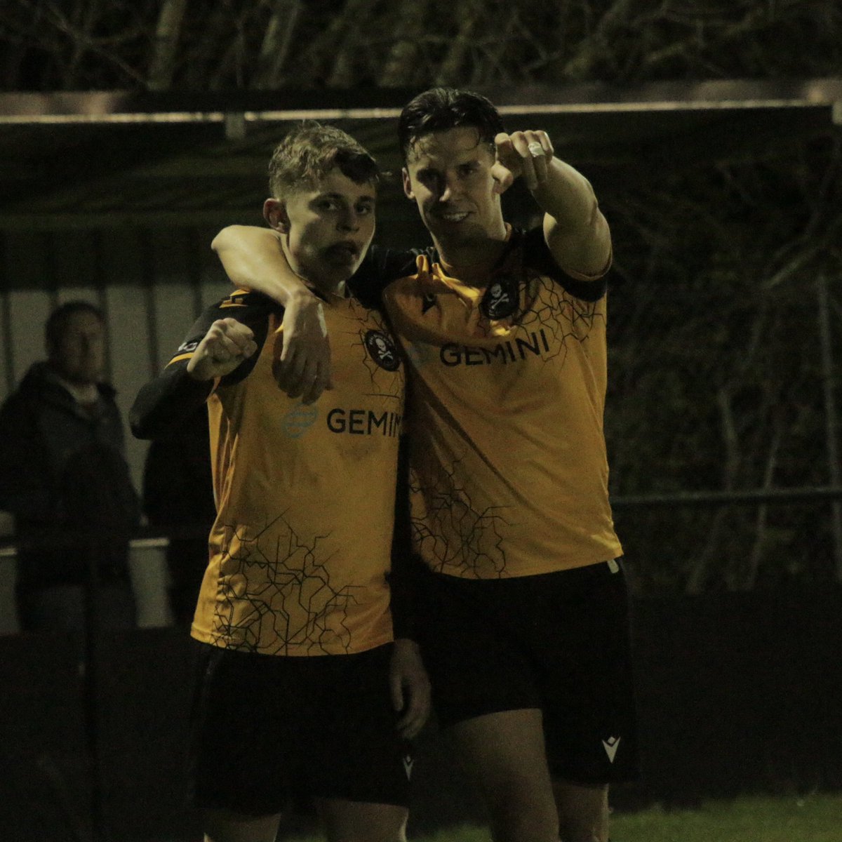 ⏯️ An Archie Jones brace puts us ahead! 

#RBFC 🏴‍☠️