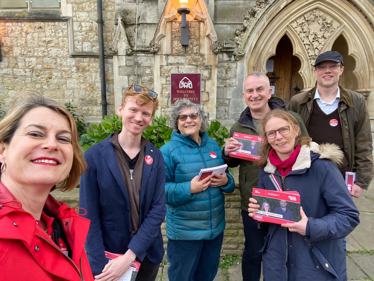 Great to be joined by @helenhayes_ out in West Dulwich this evening. Thanks for the good conversations on the doorstep where there is strong support for @SadiqKhan @LambethLabour @UKLabour #SadiqKhan #MayorOfLondon