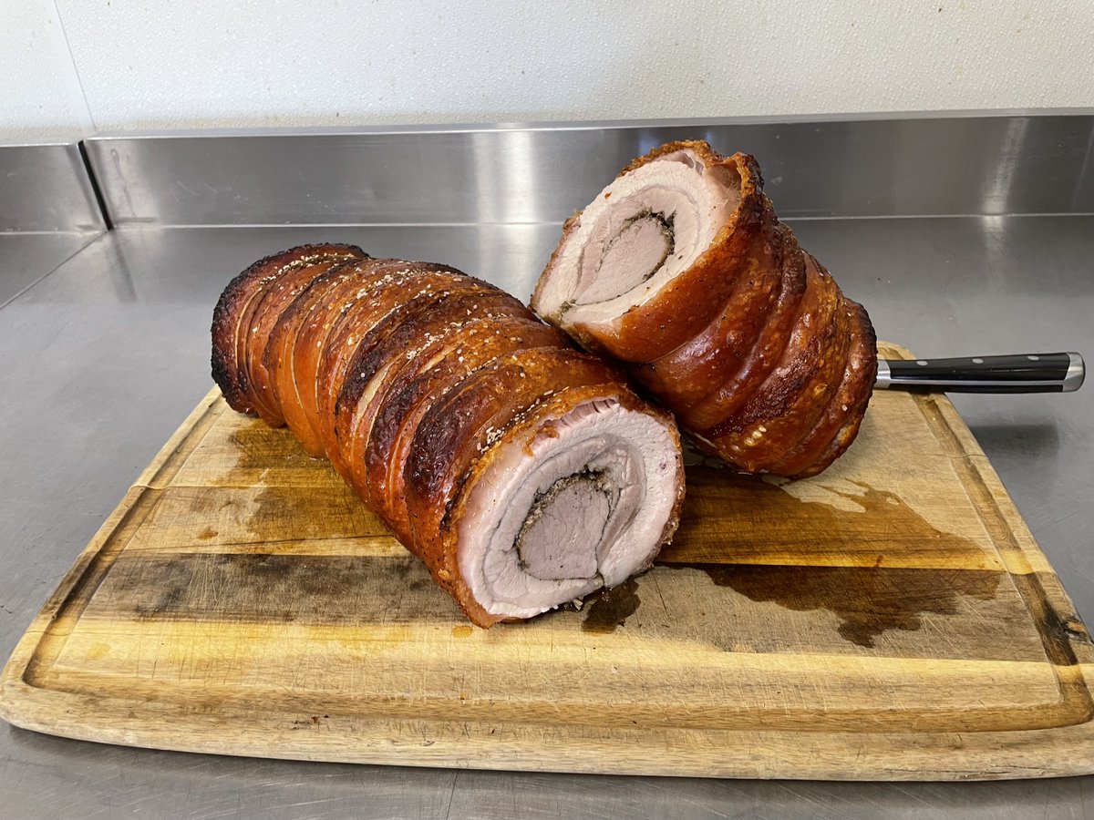 Porchettaaaaaaaa bout it!! 🇮🇹

Roast up to 8 of these bad boys at a time using your rotisserie basket set and have your Nonna saying "mangiamoooo" (insert hand gestures here)

#porchetta #italianfood #pigout #porkbelly
