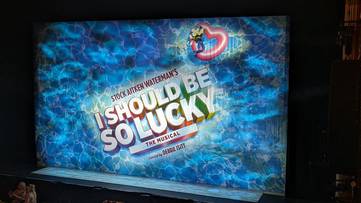 Interval time!!! @SoLuckyMusical at @BristolHipp Cast totally smashing it!! Fantastic performance by @_ScottPaige again and totally blown away by @GiovanniSpano5