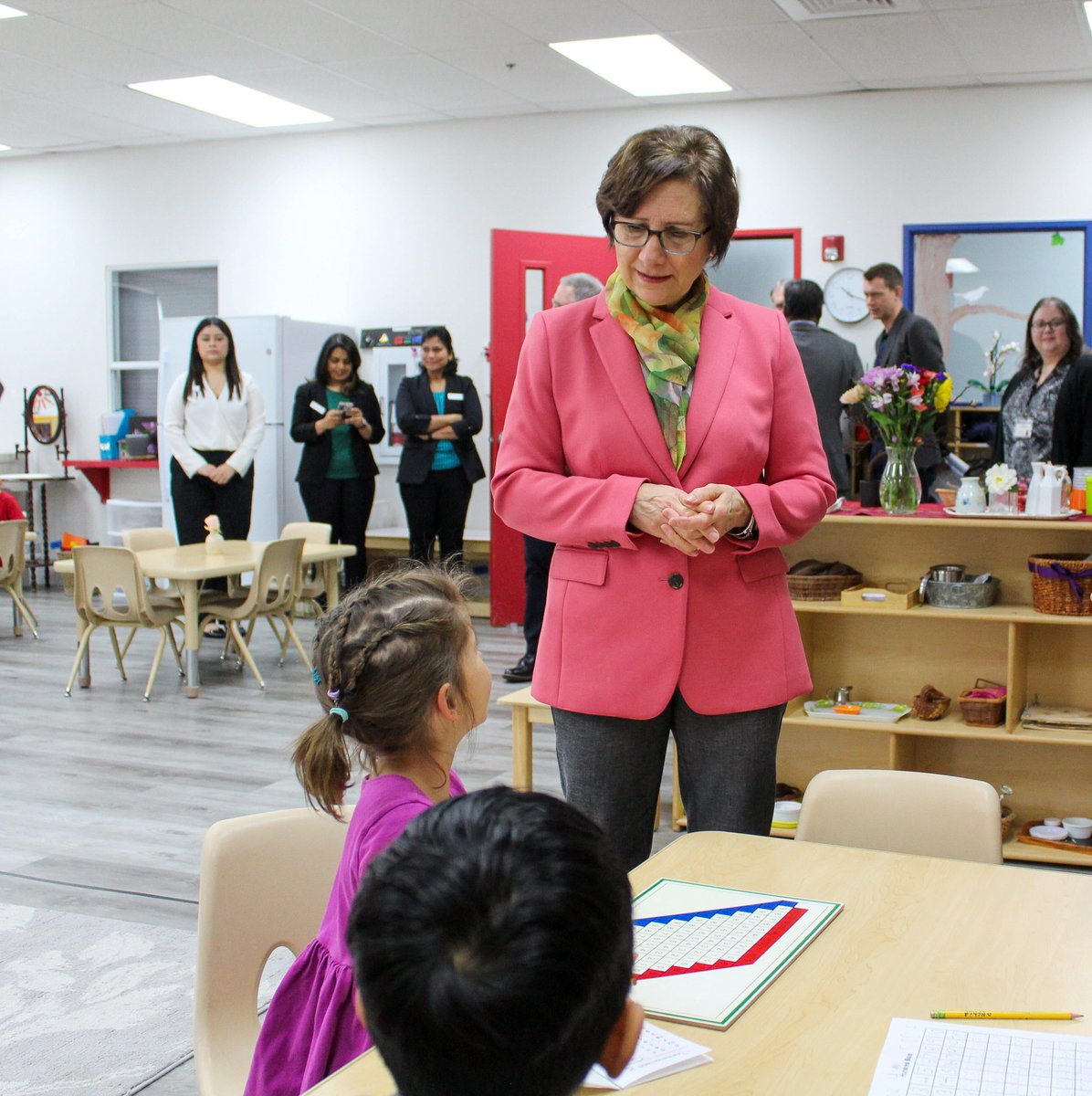 Suzanne Bonamici tweet media