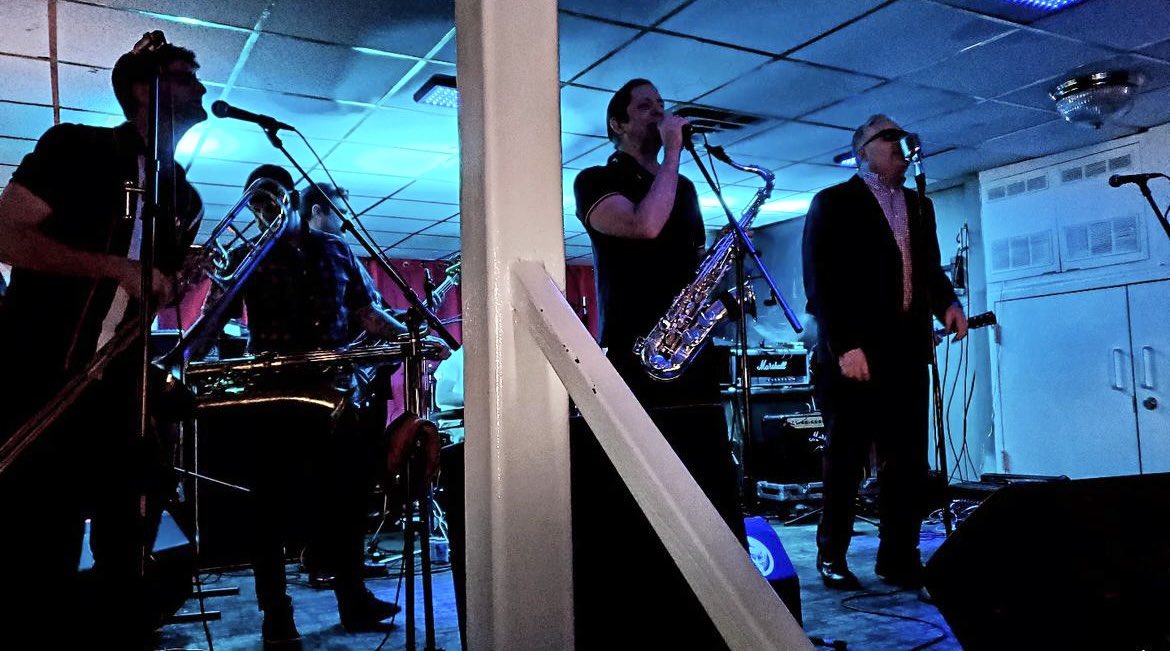 selectorM2's tweet image. Sailed away with The @pietasters & The @BouncingSoulsNJ on Sunday for a 3 hour tour! 
Stage 📸: #punknews / #mjleibo
#Pietasters #BouncingSouls  #RocksOff