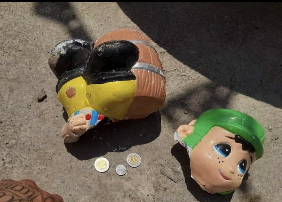 zshtpayne's tweet photo. Se cancela ir al AFHF 😞 creí que tenía más ahorrado 😭 https://t.co/nchOQmWSxt