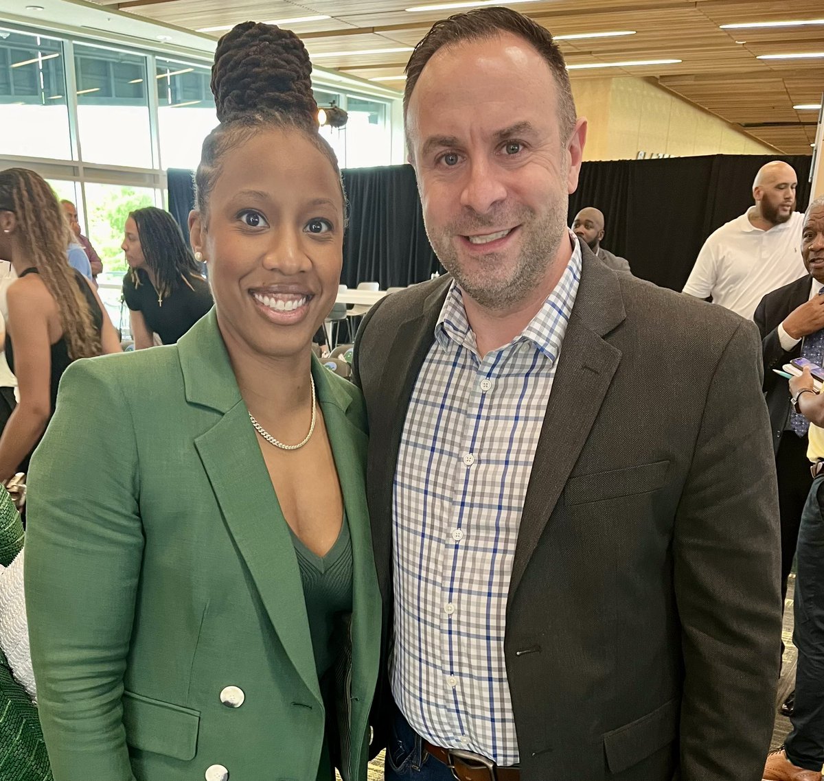 Excited to be in New Orleans today for new @TulaneAthletics Head Women’s Basketball Coach Ashley Langford’s press conference!