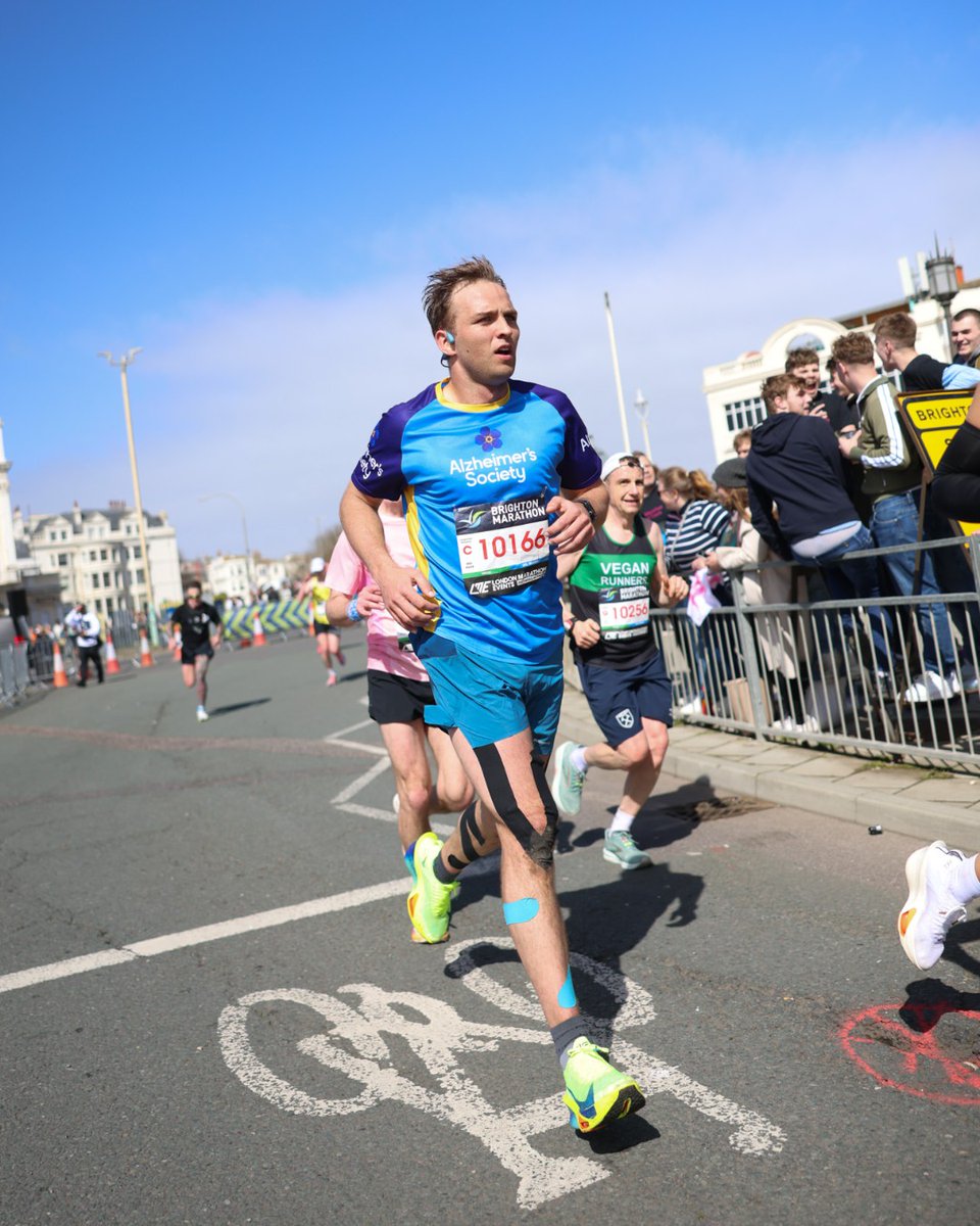 FUNDRAISERS👋 Keep the fundraising going by reminding people of your incredible achievement and your reason for running the Brighton Marathon or BM10K 💛 #BrightonMarathonWeekend I @enthuseco