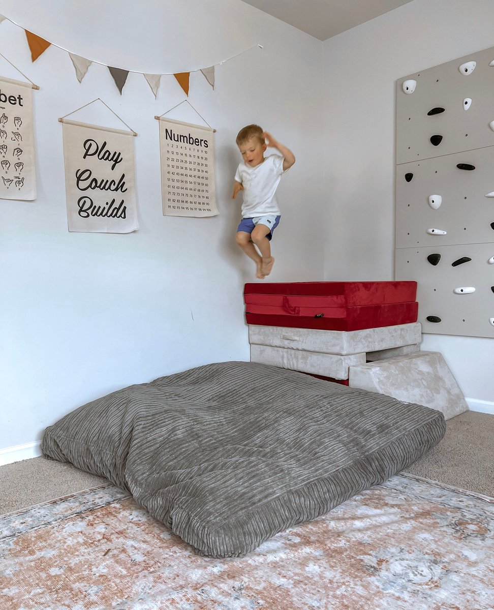 Things we love about the Sensory Crash Pads... 💙 The sensory feedback they provide 💙 Their all-around snuggly and safe feeling 💙 They're designed intentionally to support kiddos with high sensory needs 😌 bit.ly/3DoYtwv