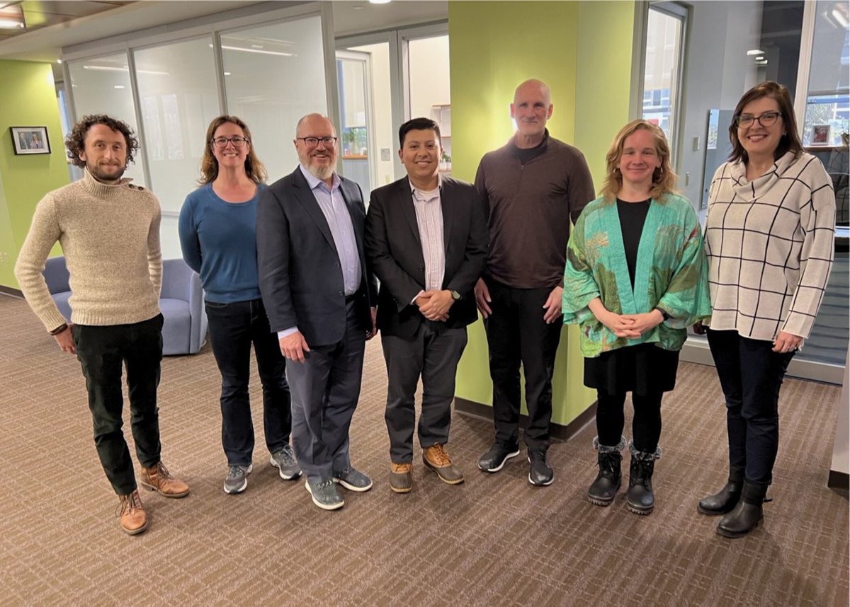 To overcome society's biggest #sustainability challenges, collaboration is key. 🤝 We were pleased to welcome leaders from @MassCEC to our office for a conversation about the ambitious work our organizations are advancing to realize a more sustainable future.