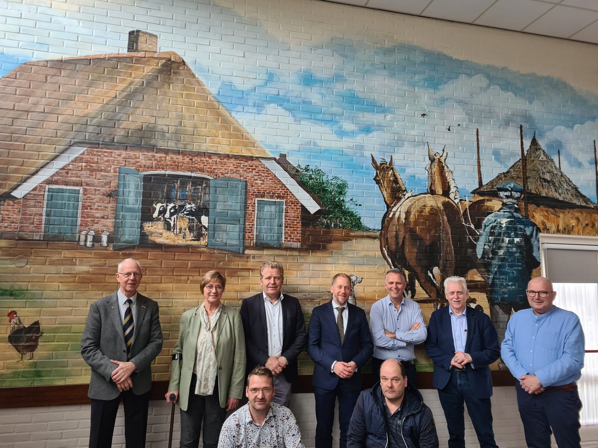 Mijn laatste werkbezoek als collegelid en wethouder van <a href="/gem_Elburg/">Gemeente Elburg</a> en laat dat nou net 'toevallig' aan dorpshuis De Deel in #Doornspijk zijn ......