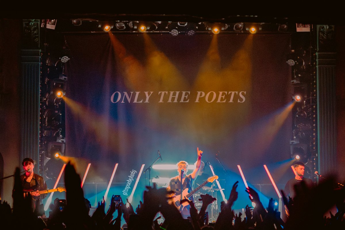 Only The Poets on their One More Night tour in Hamburg 

#onlythepoets #onemorenighttour #otptour #onlythepoetshamburg #omnthamburg