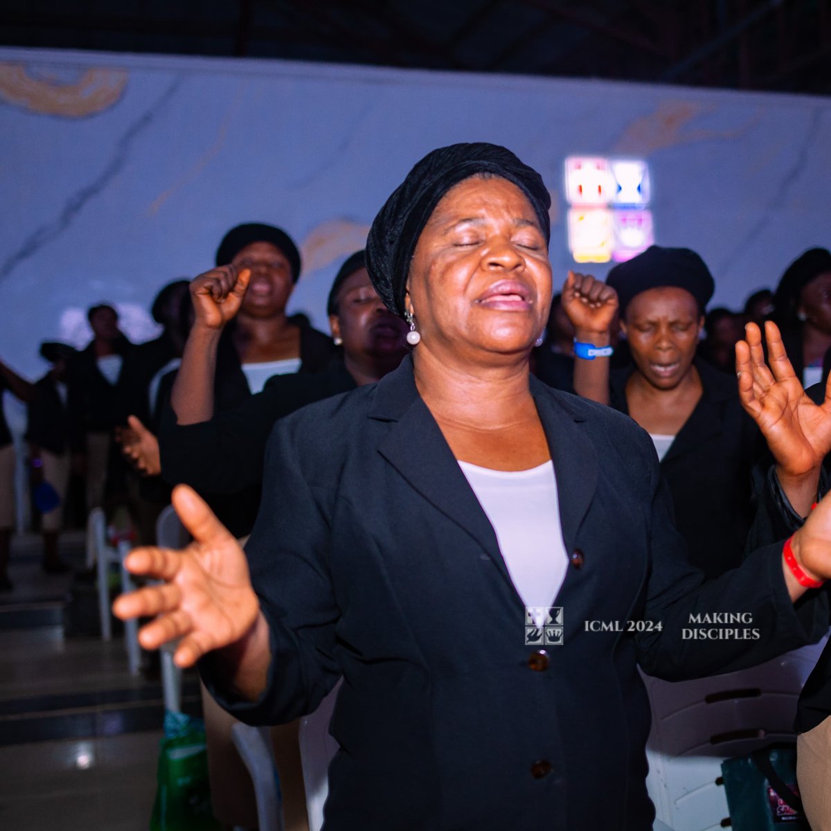 FoursquareNigr's tweet image. We open up our mouths and hearts in humble adoration to express our gratitude to God. Our heart is full of thanks.
#FoursquareNigr #ICML24 #MakingDisciples