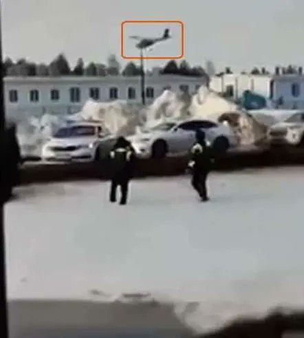 ¡#Podcast extra! Análisis: #Ucrania usa aviones ultraligeros como bombas volantes, con @knktlw blog.sandglasspatrol.com/podcast-extra-…