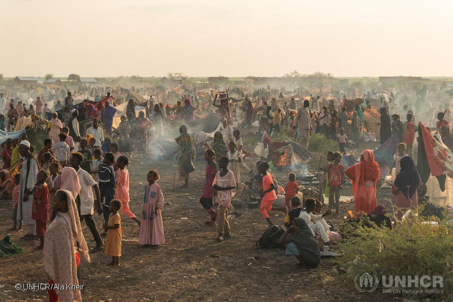 Sudan: One year on, lives continue to be devastated by the war. 8.5 million people have fled their homes, with many more displaced each day. @Refugees is urging the international community to provide more support to Sudan & its neighbouring countries. bit.ly/3vK093w