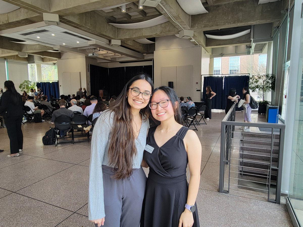 dllsimms's tweet photo. Celebrating the 32nd annual acknowledgment of our over 1200 student workers university-wide  the Student Appreciation Awards hosted by University Experiential Learning in partnership with  JHU Federal Credit Union awards over 100 students  today nominated and supervisors mentors https://t.co/wMiCuCIk0e